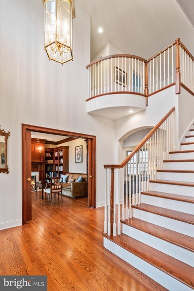 303 Joshua Ln, Doylestown, PA 18902 - photo 5