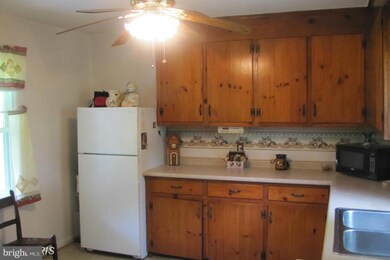 22292 Halls Rd, Richardsville, VA 22736 - photo 5