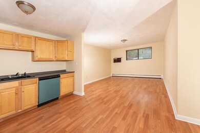 400 Governors Dr unit 3, Winthrop, MA 02152 - photo 2