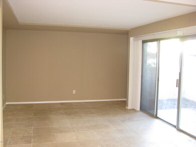 1143 Sandpiper Living Room