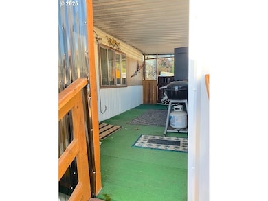 2150 Laura St unit 44, Springfield, OR 97477 - photo 6