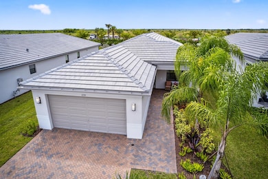 11558 SW Oceanfront Ct, Port Saint Lucie, FL 34987 - photo 4