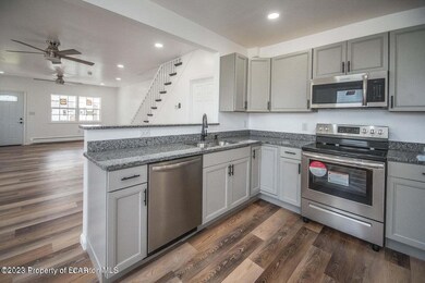 4 Thomas St, Nanticoke, PA 18634 - photo 6