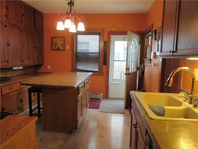 Newly updated kitchen.