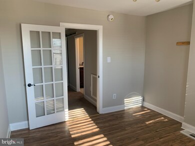 457 Walnut St, Pottstown, PA 19464 - photo 4