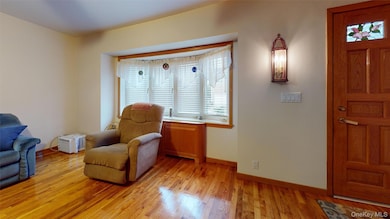 120 Barrymore Blvd, Franklin Square, NY 11010 - photo 3