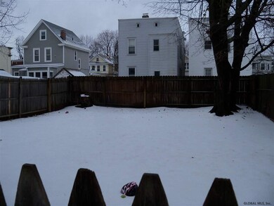 9 Marshall St, Albany, NY 12209 - photo 2