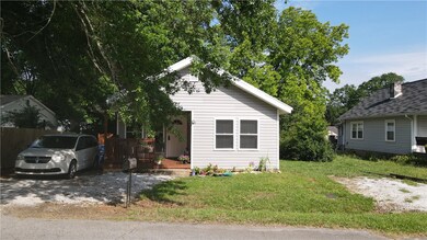 704 S Catherine St, Walhalla, SC 29691 - photo 3