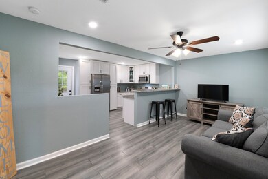 208 Old Galveston Rd, Alvin, TX 77511 - photo 3