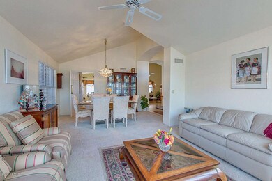 Formal living/dining