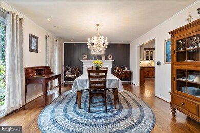 3609 Bent Branch Ct, Falls Church, VA 22041 - photo 4