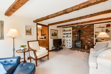 006-Living_Room-3994922-small