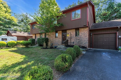 7 Cardinal Ln, Howell, NJ 07731 - photo 2