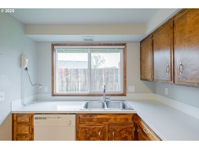 2473 Grand Prairie Rd SE, Albany, OR 97322 - photo 7