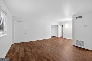 2516 Peachwood Cir NE unit 2, Atlanta, GA 30345 - photo 6