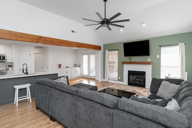 5653 Caney Ridge Cir, Ooltewah, TN 37363 - photo 2