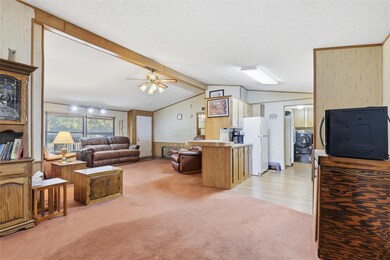 4400 Kristy Ct, Granbury, TX 76049 - photo 7