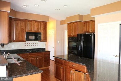 13858 Emerson Dr, Hagerstown, MD 21742 - photo 2