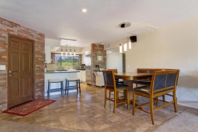 DiningRm_0340