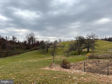 240 Woodside Dr, Boyertown, PA 19512 - photo 7