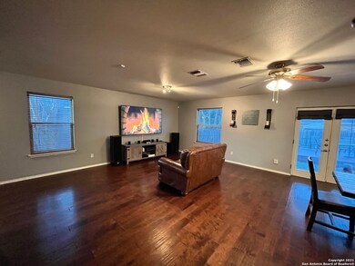 10715 S Shaenridge, San Antonio, TX 78254 - photo 3