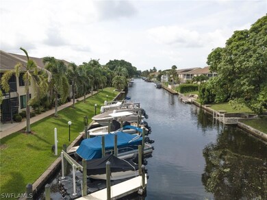 End of canal, left strait to river