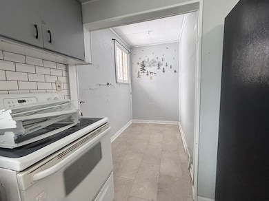 612 6th St W, Ashland, WI 54806 - photo 6