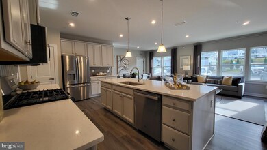 46320 Mount Milstead Terrace unit 101, Sterling, VA 20164 - photo 5