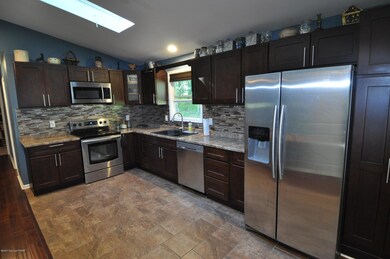 85 Ridge Cir, Lehighton, PA 18235 - photo 3