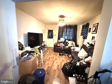 441 Nichols St, Pottsville, PA 17901 - photo 2