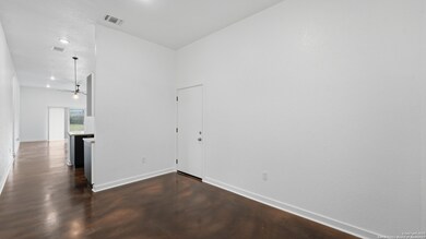 4606 Lee Way Dr, Sandy Oaks, TX 78112 - photo 5