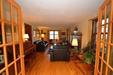 16 Stagecoach Rd, Amherst, MA 01002 - photo 5