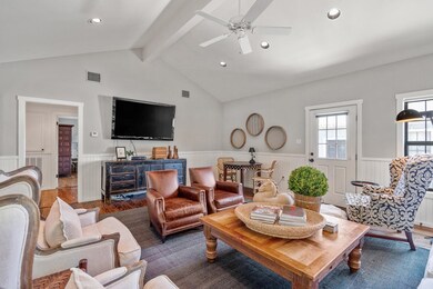 209 N Acorn St, Fredericksburg, TX 78624 - photo 6