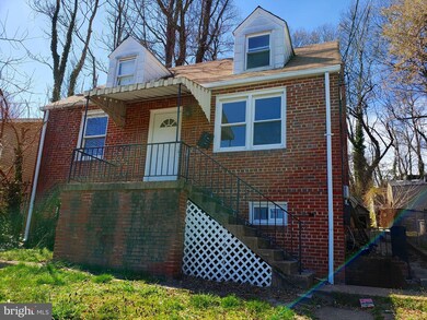 719 Larchmont Ave, Capitol Heights, MD 20743 - photo 2