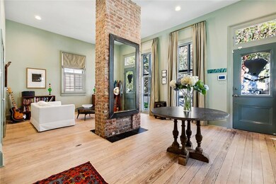 Entry and study/living area