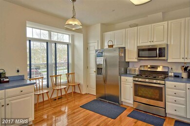 13022 Shamrock Glen Dr, Germantown, MD 20874 - photo 6