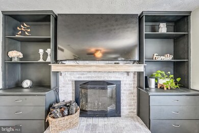 6251 Blue Dart Place, Columbia, MD 21045 - photo 5