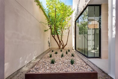 5015 Mission Ave, Dallas, TX 75206 - photo 2