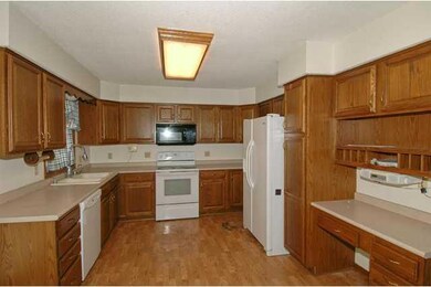 1407 Penoach St, Adel, IA 50003 - photo 5