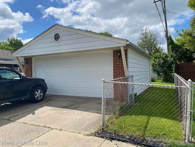 2 Car Garage