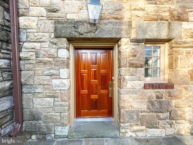 5500 Roland Ave, Baltimore, MD 21210 - photo 2