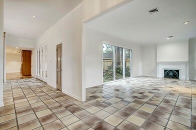 12358 Longworth Ln, Houston, TX 77024 - photo 5