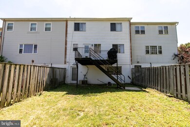 7606 Woodruff Ct, Laurel, MD 20707 - photo 3