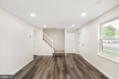 7186 Glenmeadow Ct, Frederick, MD 21703 - photo 5