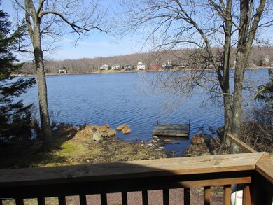 1435 Waterfront Dr, Tobyhanna, PA 18466 - photo 2