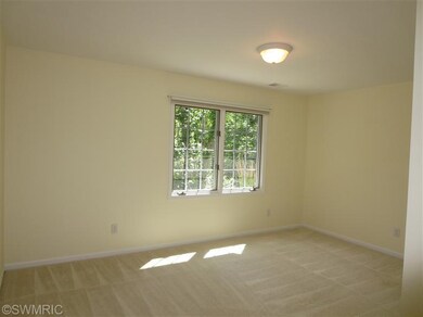 2366 Whimbrel Ct NE, Grand Rapids, MI 49505 - photo 4