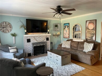 517 Roslyn Ave, Erie, PA 16505 - photo 4