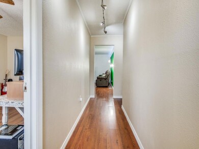 916 Gregory Ave, Bedford, TX 76022 - photo 5