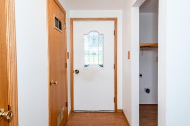 1388 Maplegrove Dr, Fairborn, OH 45324 - photo 2