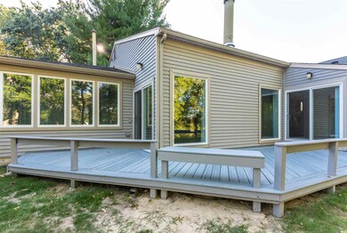 93 Walden Pond Dr, Nashua, NH 03064 - photo 3